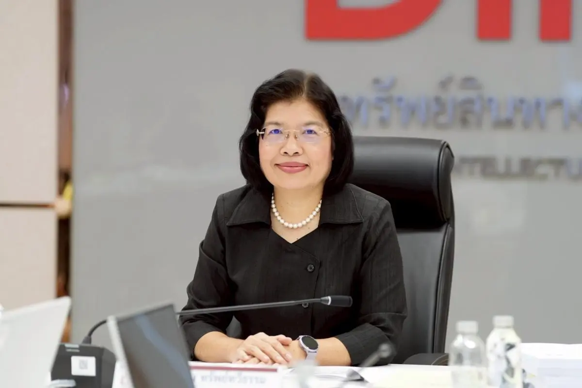 กรมทรัพย์สินทางปัญญา ร่วมมอบของขวัญปีใหม่ 2569 แก่ผู้ประกอบการไทย ด้วยบริการ “Fast Track” รับจดเครื่องหมายการค้าแบบเร่งด่วน เป็นกรณีพิเศษ สำหรับคำขอเครื่องหมายการค้าทุกประเภทที่ยื่นจดทะ...