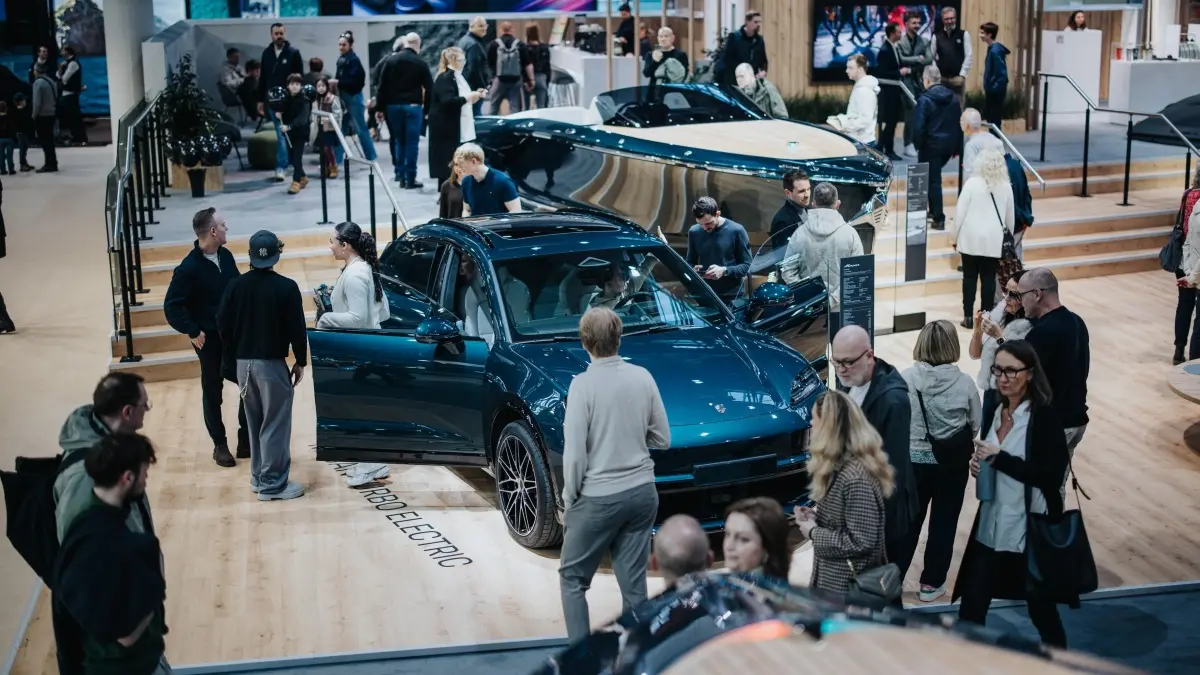 ปอร์เช่ร่วมกับฟราวเชอร์ (Frauscher) ตอกย้ำความสำเร็จจากการเข้าร่วมงานมหกรรมแสดงเรือและกีฬาทางน้ำในร่ม (Boot Düsseldorf 2026) โดยแนวคิดการออกแบบบูธมุ่งเน้นให้ผู้ชมเข้าถึงง่าย ทำให้สามารถเชื่อมต่อ...