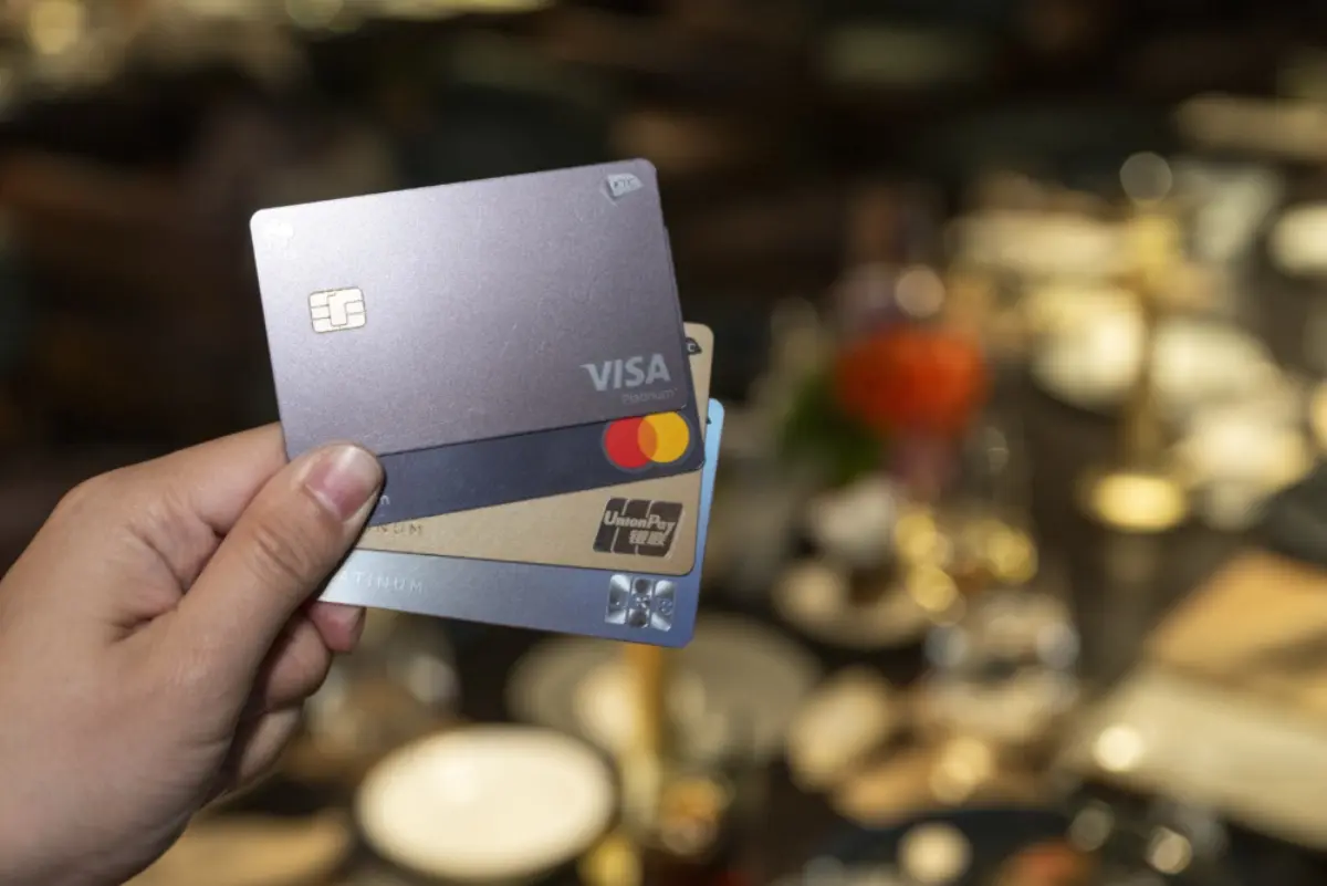 Strategic partnerships across dining, retail, and travel aim to enhance consumer value Krungthai Card Public Company Limited (KTC) delivered total spending growth of 3.6% last year,...