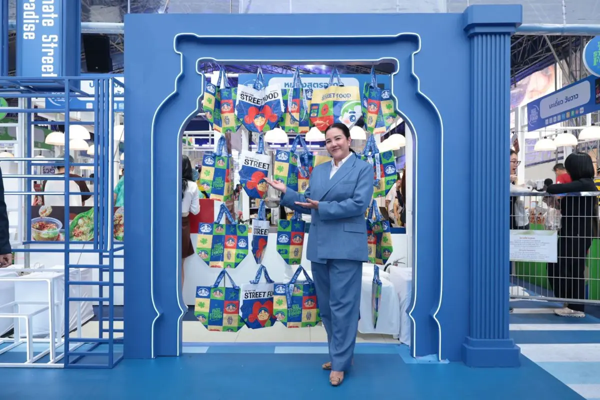 “Worldgas” sparks a green event trend, repurposing over 300 decorative burlap bags into practical everyday items while successfully reducing food waste and recycling stretch plastics. WP...