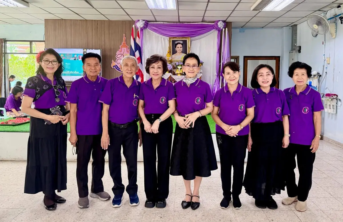 ชมรมผู้สูงวัยสุขภาพดี จุฬาฯ-กาชาด นำคณะพร้อมสมาชิกชมรม ร่วมจัดกิจกรรมเพื่อสังคม ณ สถานสงเคราะห์คนชราบ้านบางแค ๒ โดยมอบสิ่งของเครื่องใช้ที่จำเป็นในชีวิตประจำวัน จัด...